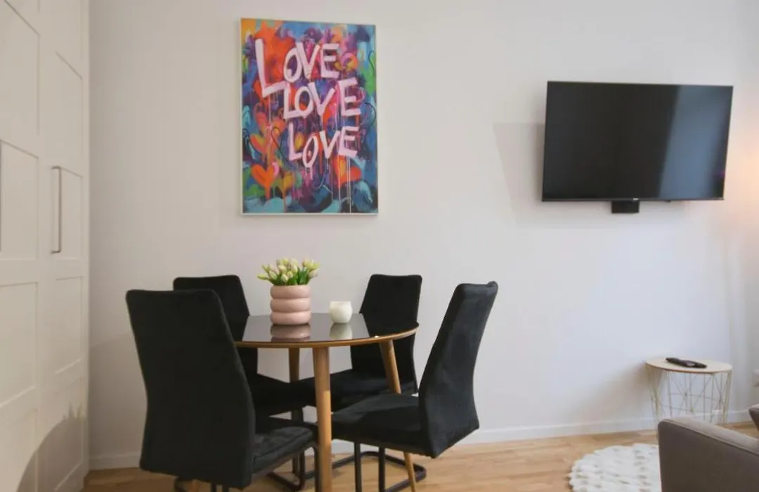 Apartament Sunny Przy Rynku Z Klimatyzacja I Parkingiem-1