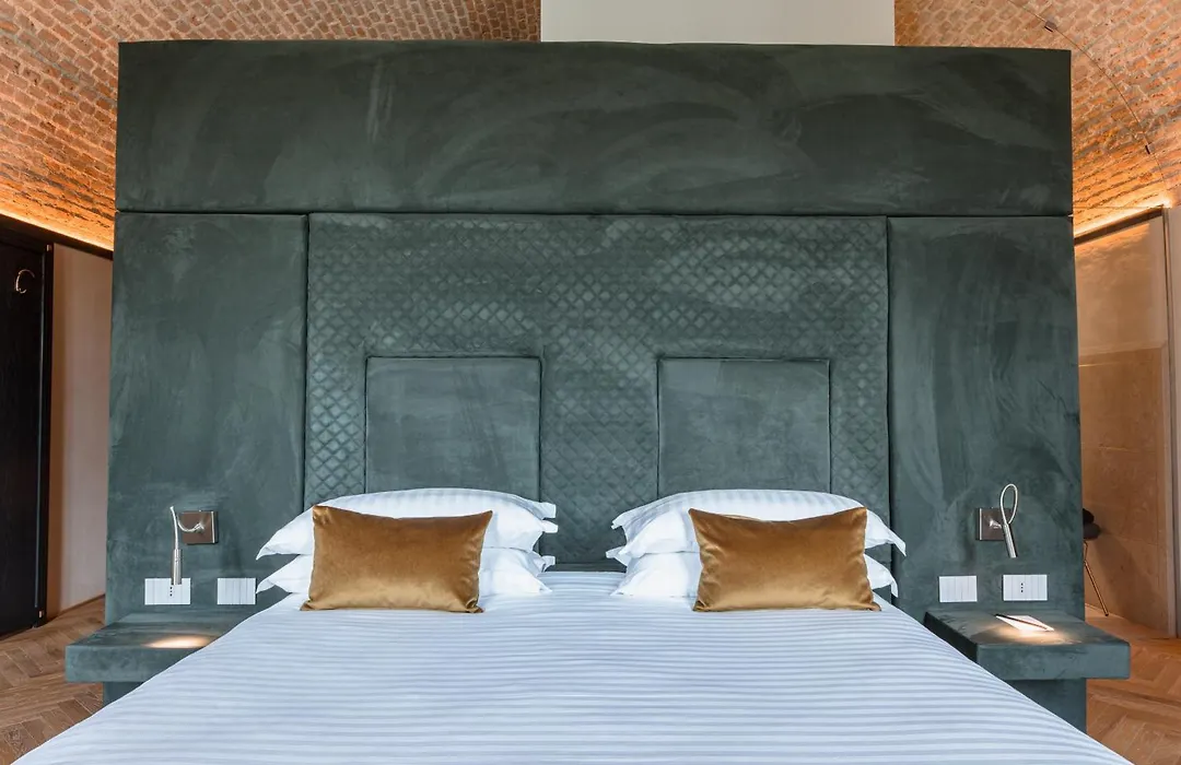 Pavillon Suite-1