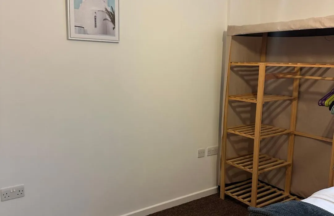 City Centre 2 Bed Room 2 Bath Room Apartment With En-Suite-1