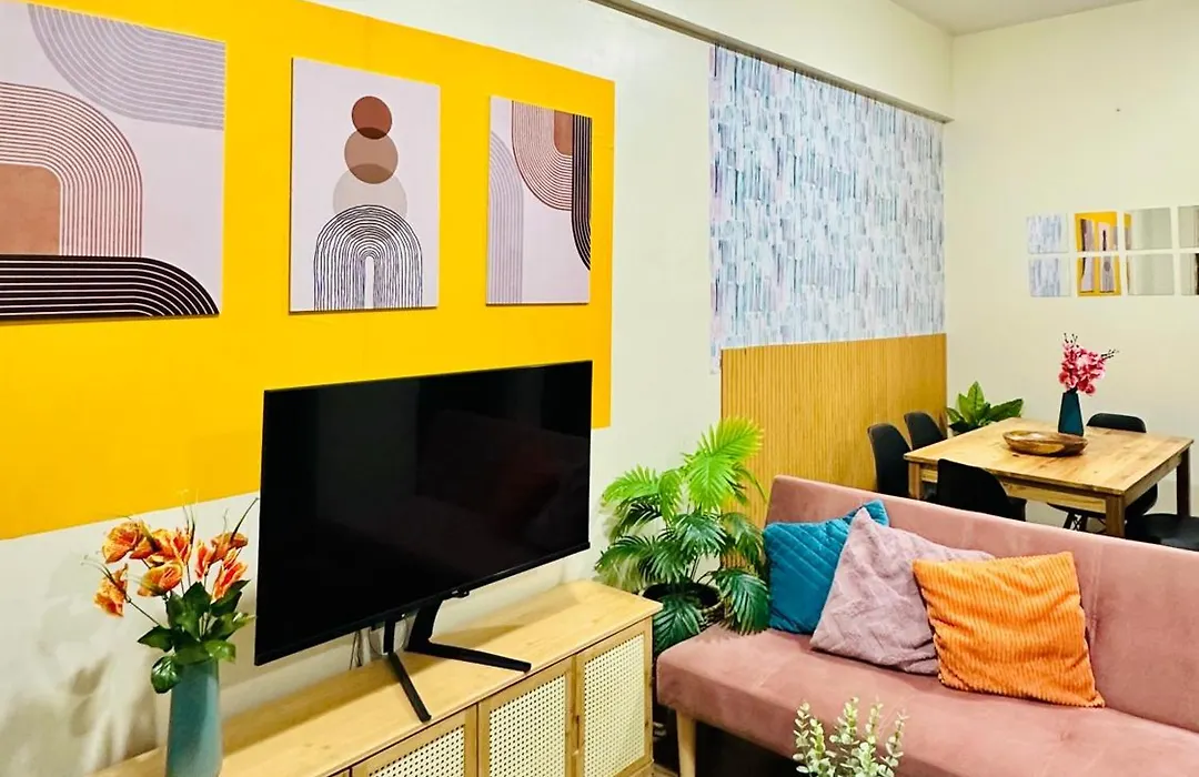 2Br Condo With Balcony And Parking-1