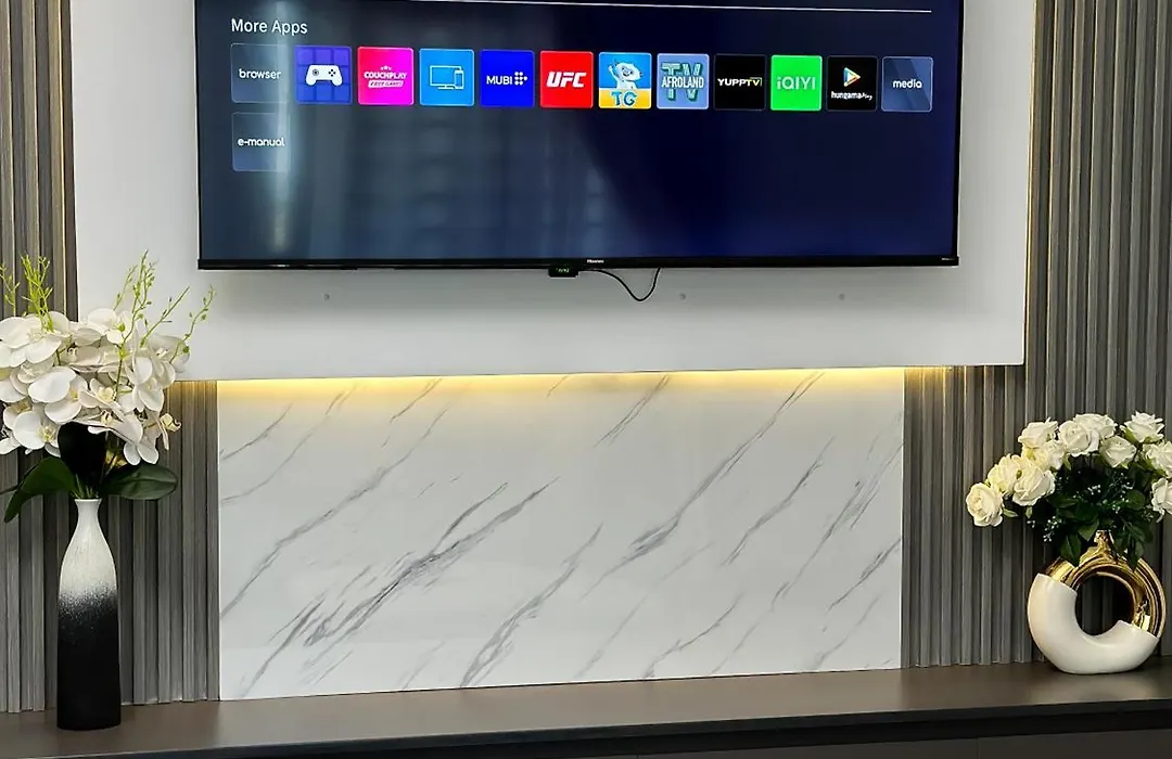 Livluxe Apartments 6-1