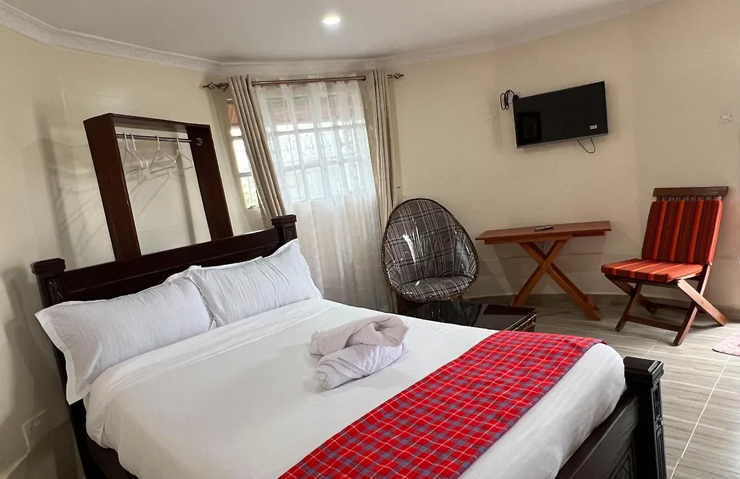 Rhino Cottages & Retreat-1