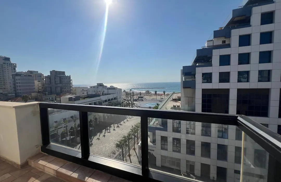 3Bedrooms Suite With Balcony And Shelter Yarkon13-1