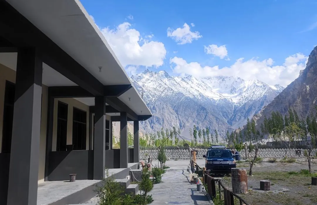 Passu Cones Hotel-1
