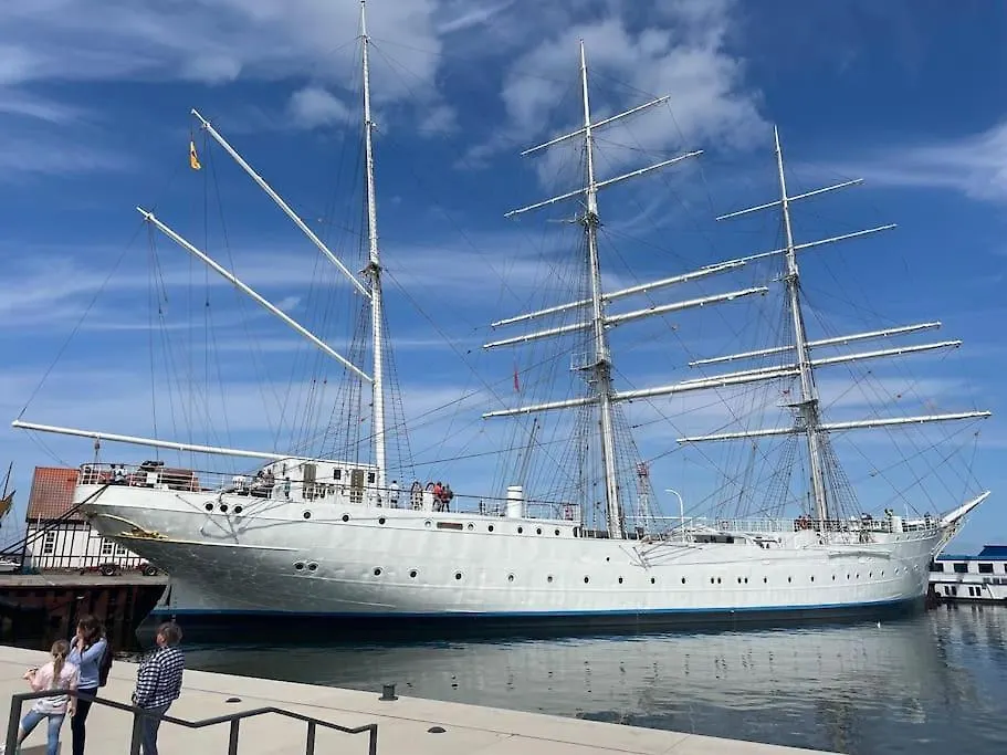 Hausboot Sophie in Stralsund-1