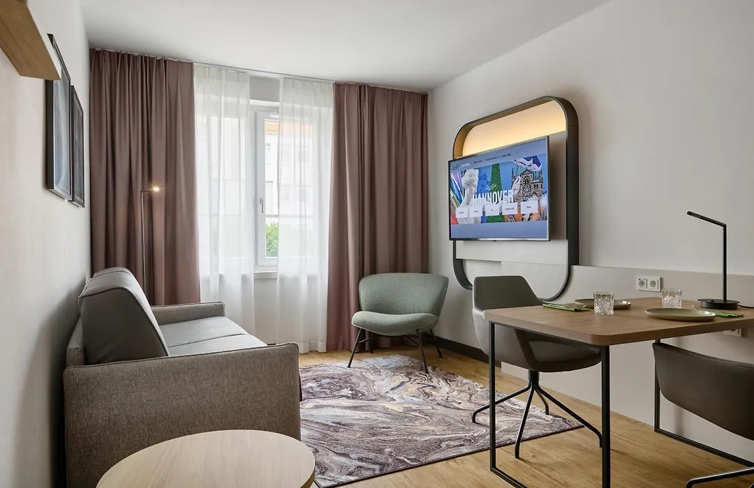 June Six Hotel Hannover City-1