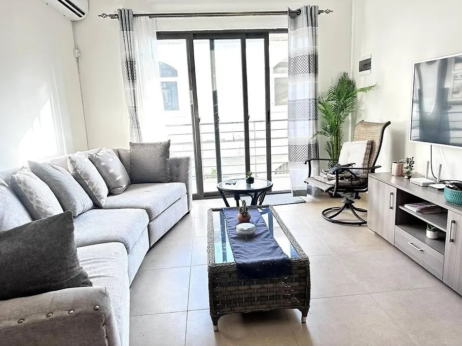 Cosy & Spacious 3 Bedroom Condo Flic En Flac-1