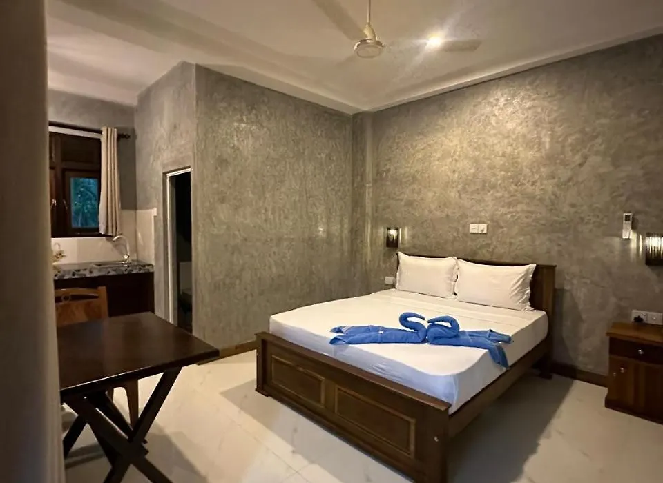 Villa Secret Stream-1