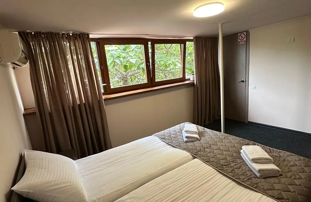 Hotel MEDEA-1
