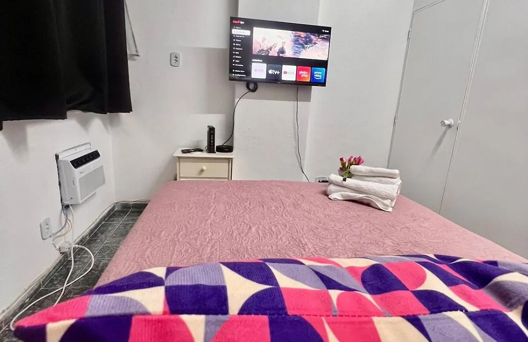 Na Quadra Da Praia Posto 5 - Nsc1137-502-1