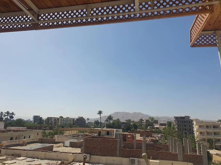 Sekhmet Appartement Sur Le Roof-1