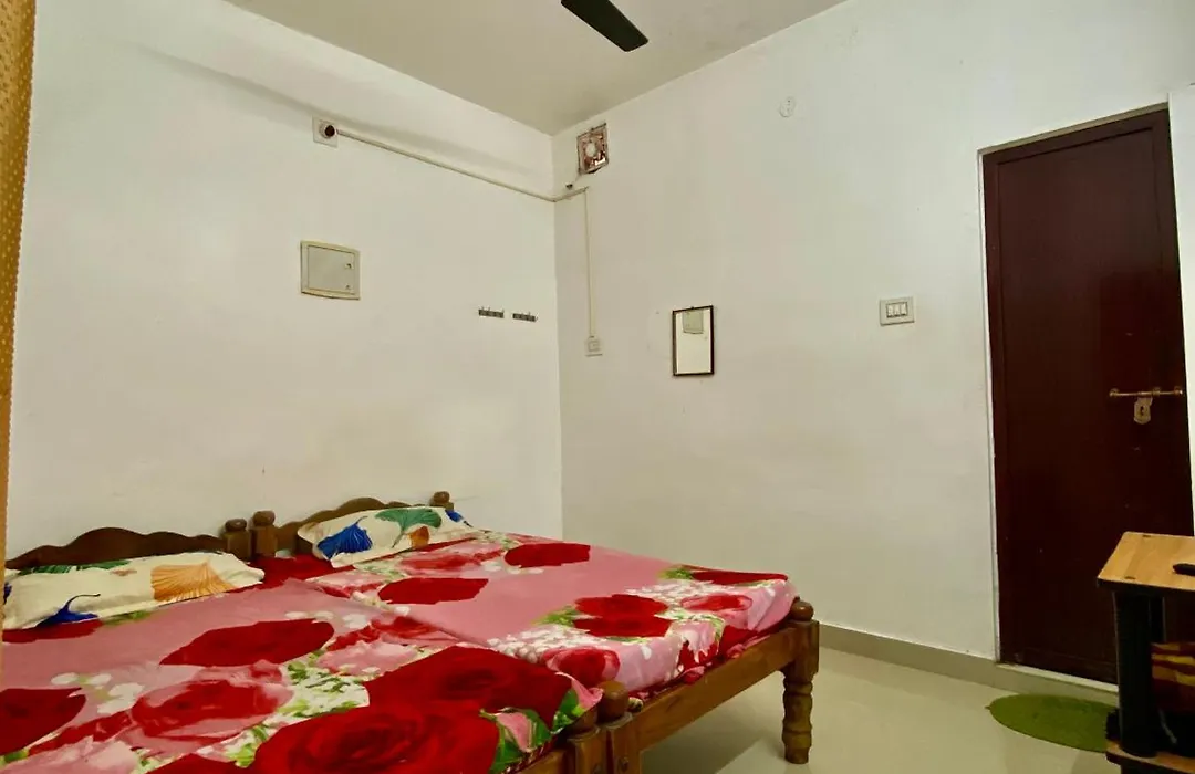 Rajatheeram Beach Homestay & Backwater Cruise Alleppey-1