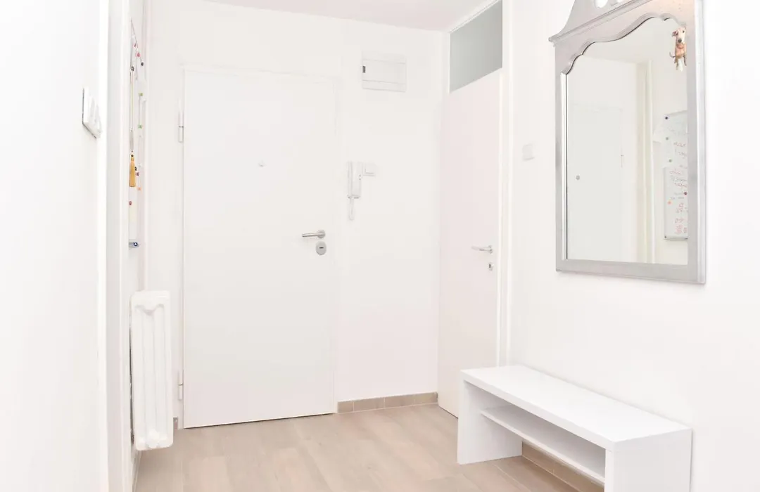 Charming Studio In City Center-Excellent Location-1