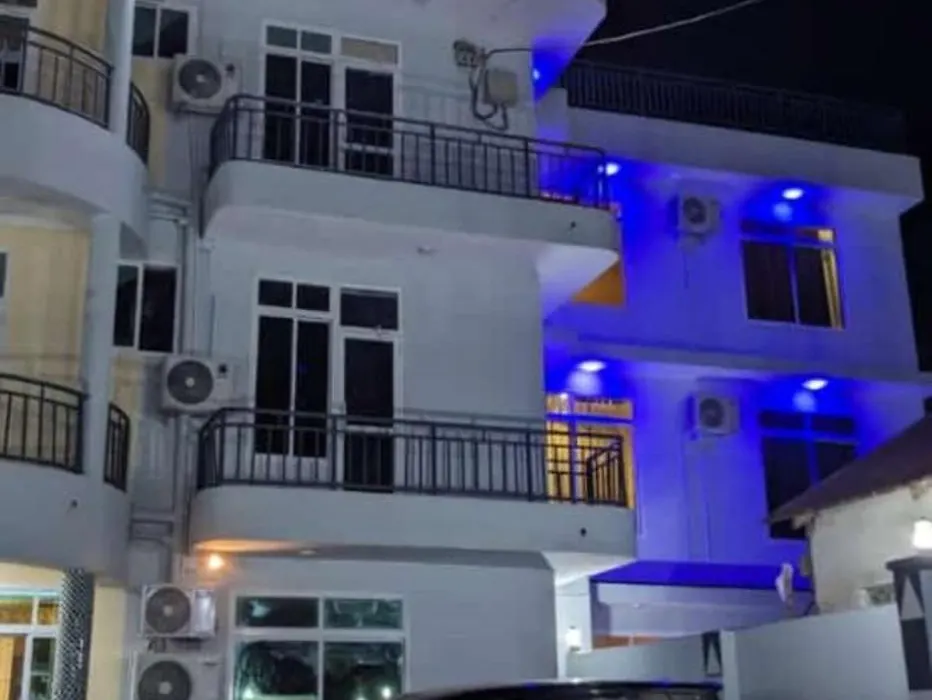 Secret Hotel-1
