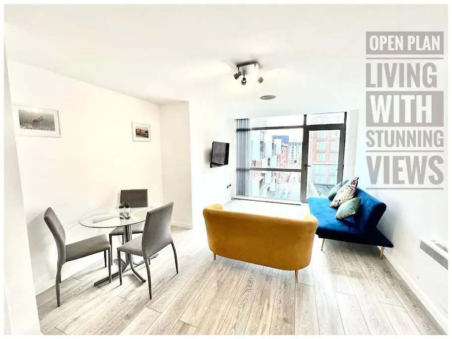 Modern Manchester City Centre Apartment-1