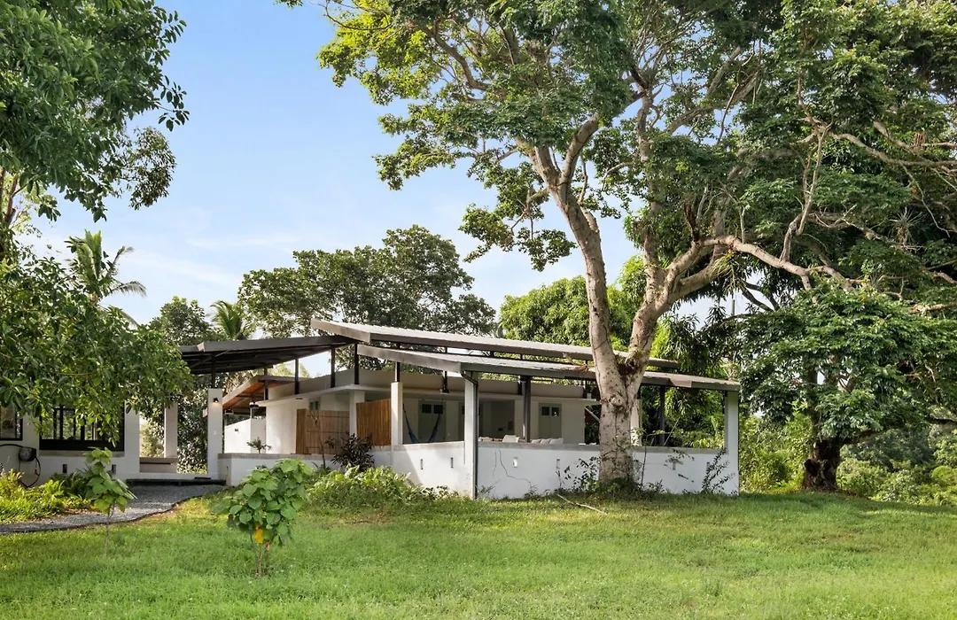 Casa Algarrobo Relaxing Farm Stay In Puerto Rico-1