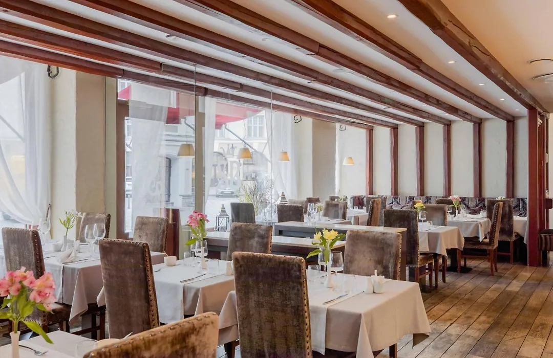 Rixwell Collection Savoy Boutique Hotel-1