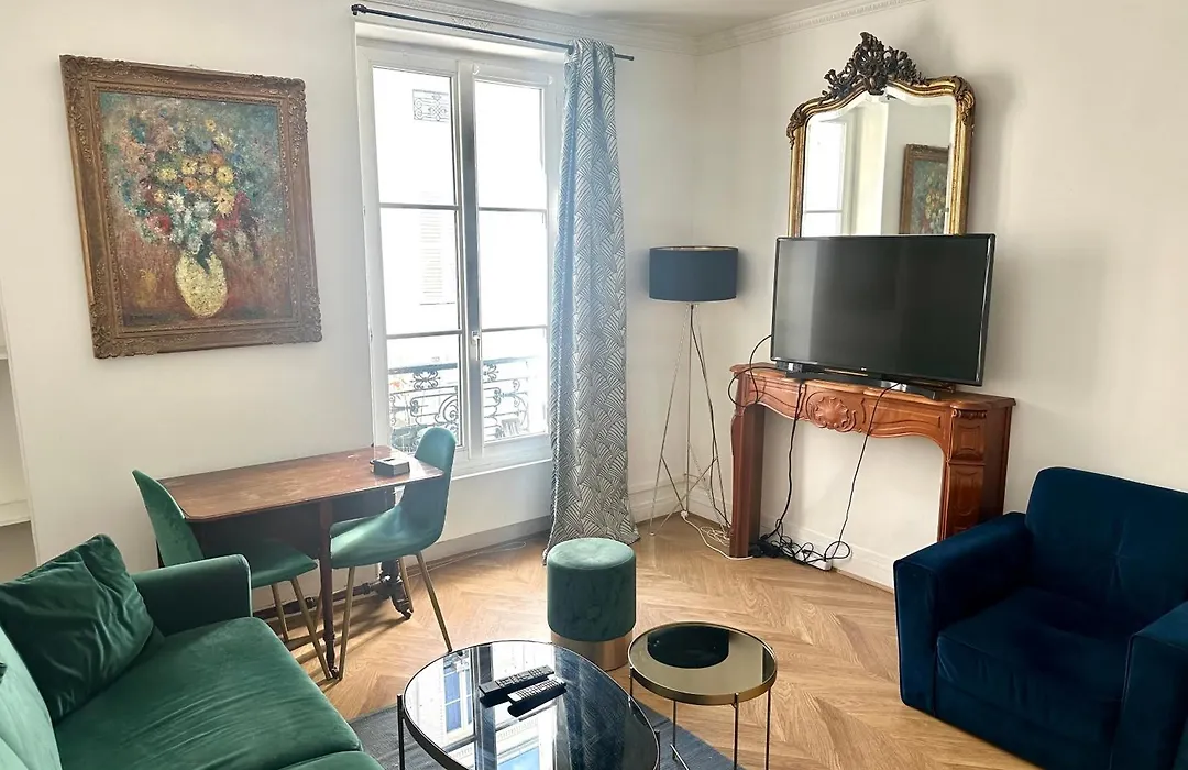 Home Sweet Home Champs De Mars-1