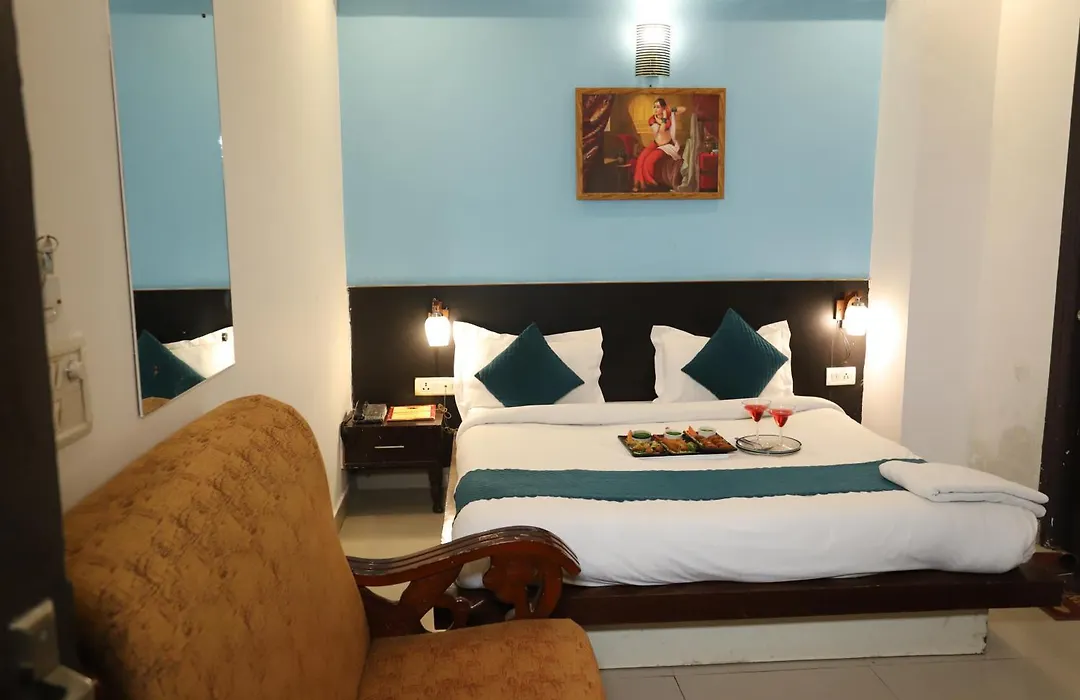 Airport Hotel Port View,Complimentary Airport Pickup Or Drop-1
