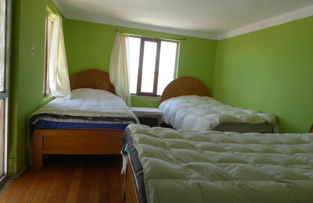 Hostal Amanecer-1