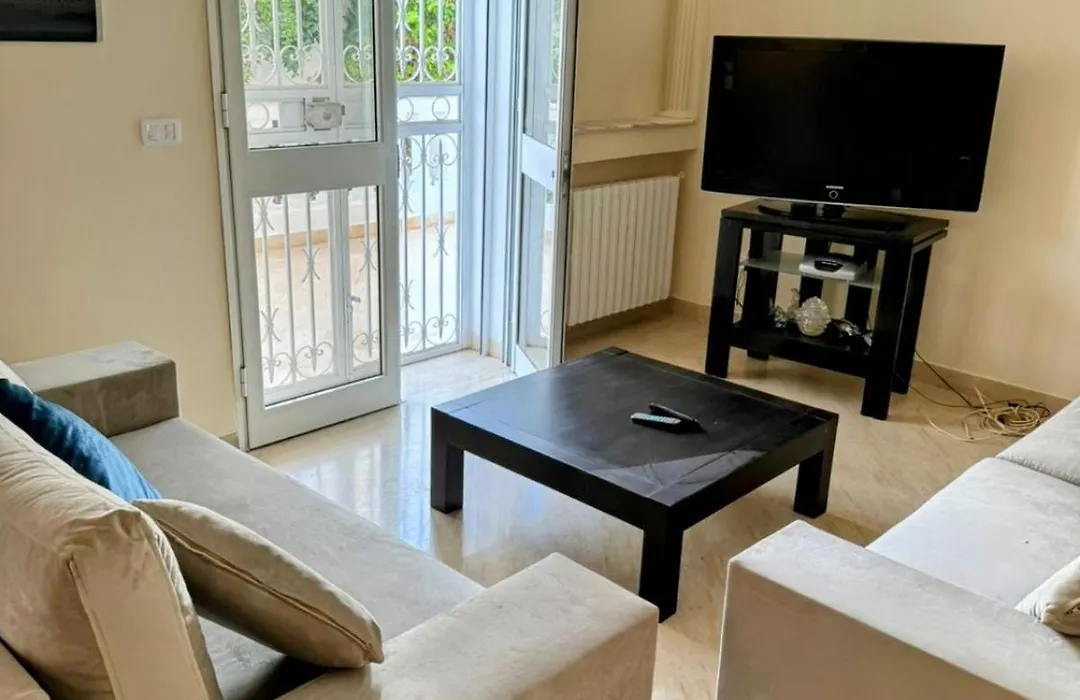 Etage De Villa Spacieux Aux Jardins De La Soukra-1