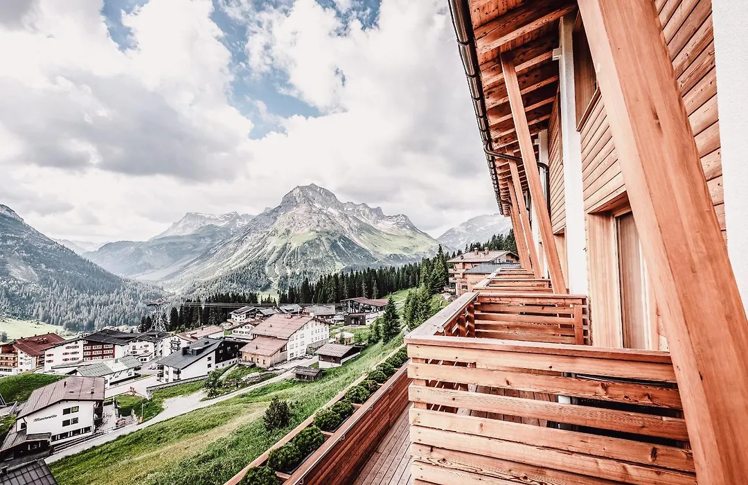 Hotel Goldener Berg-1