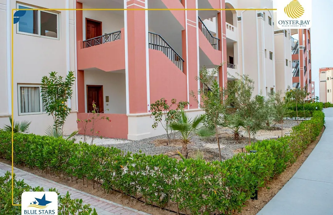 Oyster Bay Suite 01-1