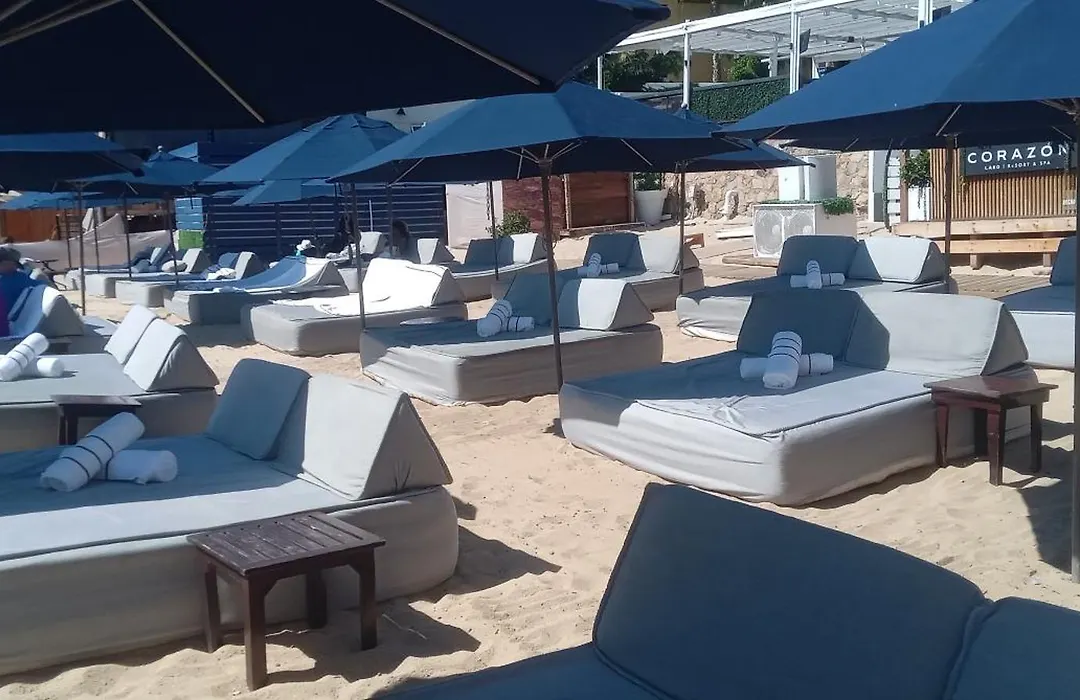 Cabo Bay-1