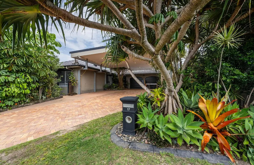 Lakeside Bliss - Ljhooker Yamba-1