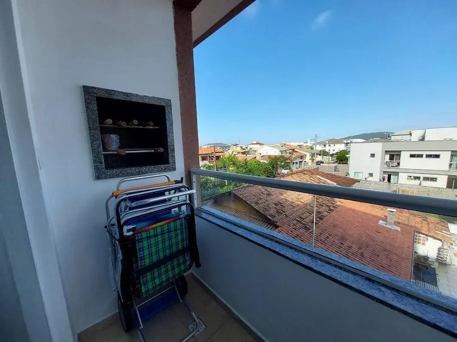 Lindo E Amplo Apartamento-1