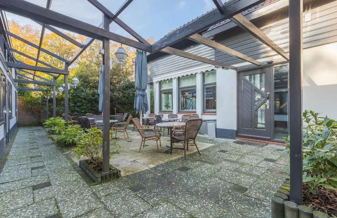 Hotel Zee Bergen-1