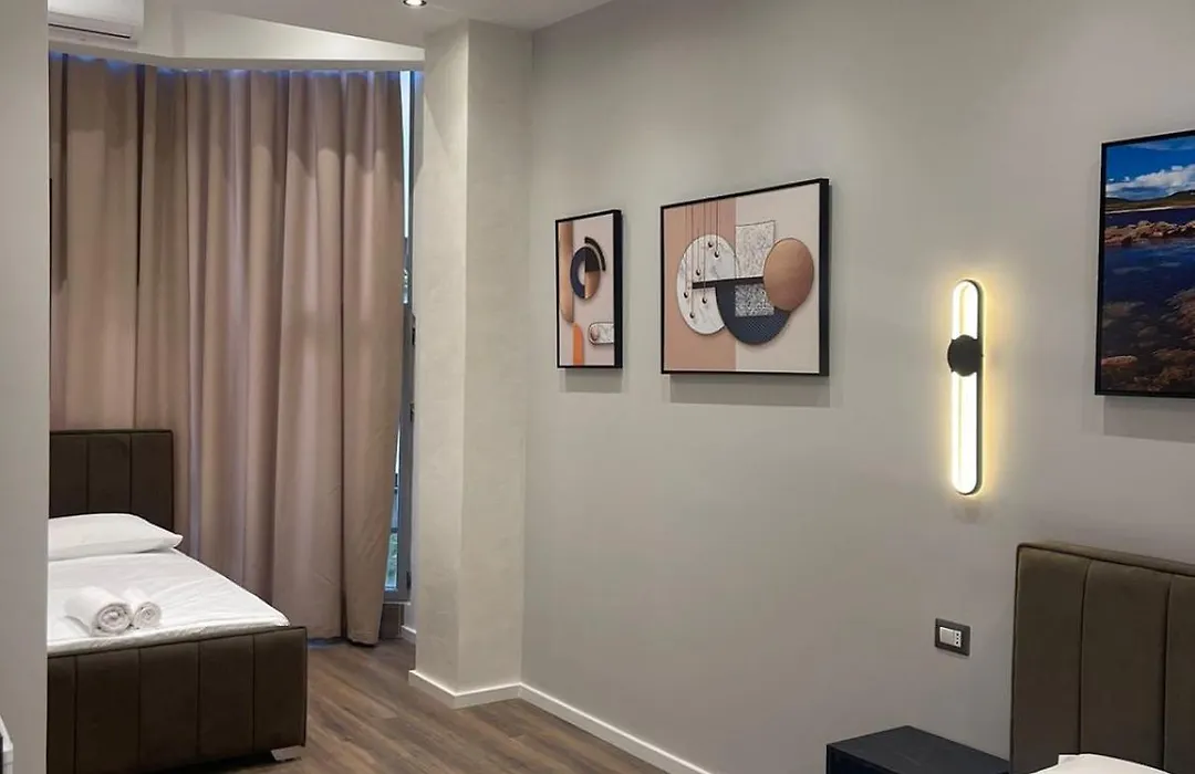 Vlora City Rooms-1