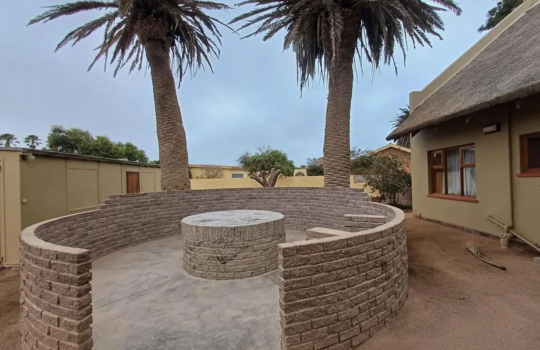 Seaview Cottage-1