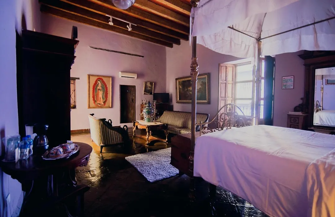 Casa Del Coleccionista-1
