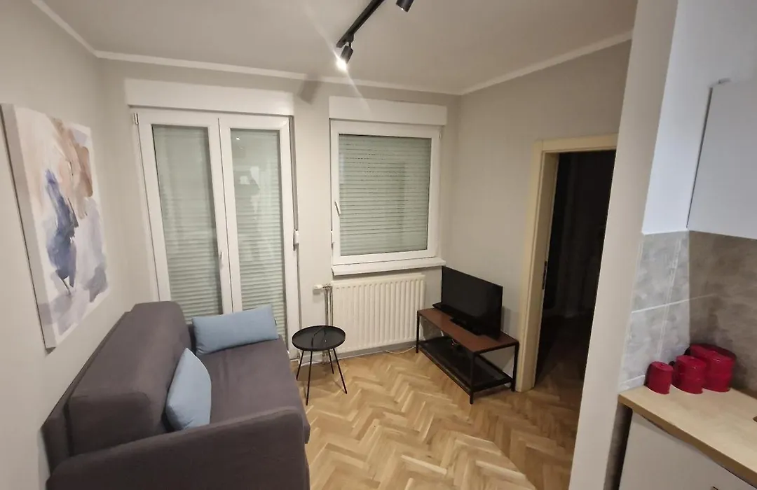 King Apartment-1