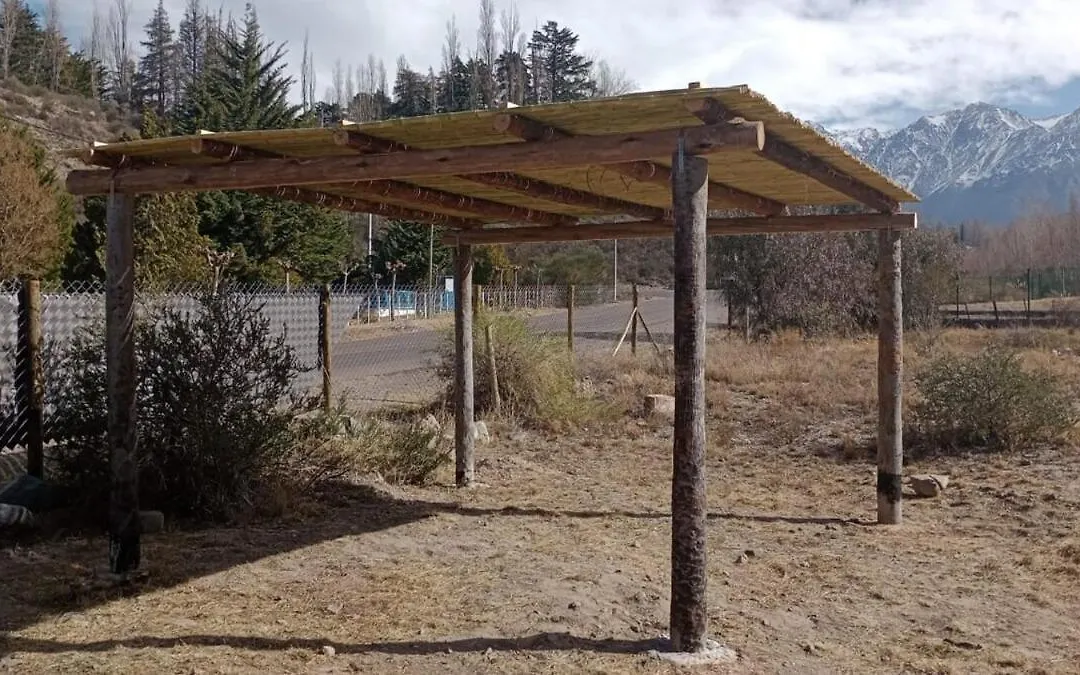 Cabana En Potrerillos Con Bajada Al Arroyo-1