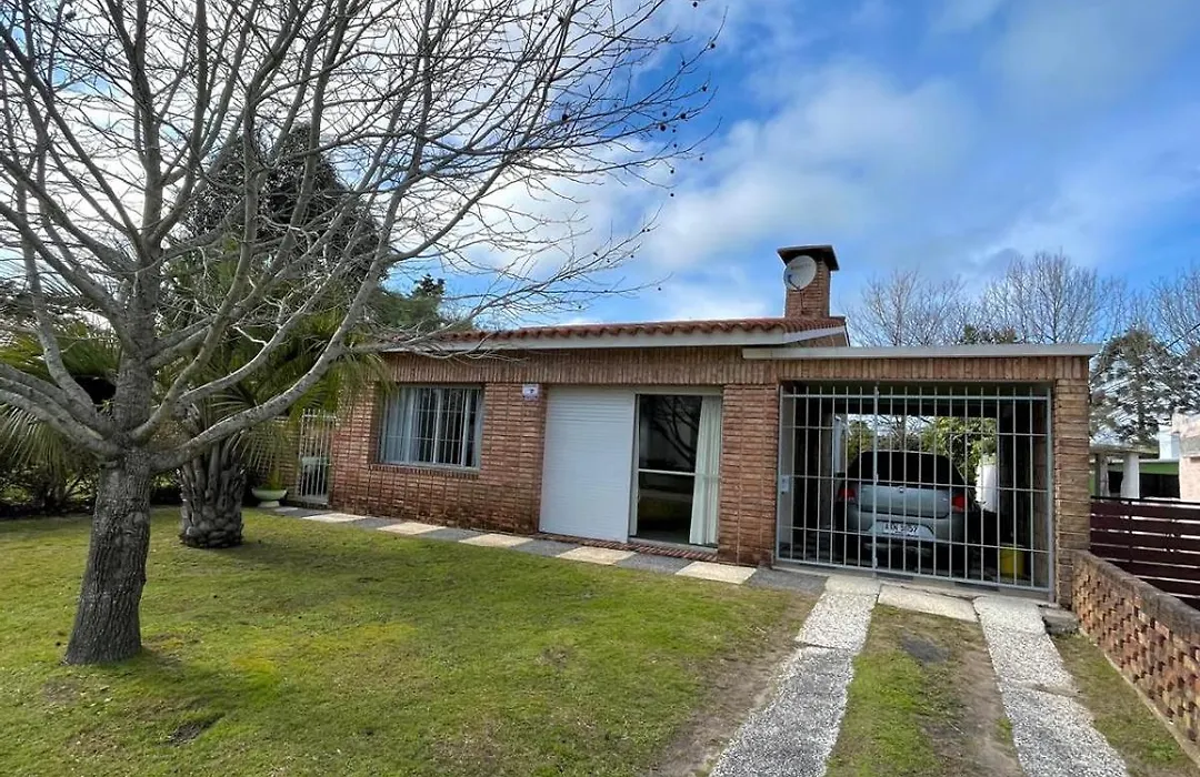 Casa En Balneario Costa Azul A 2 Cuadras De La Playa-1