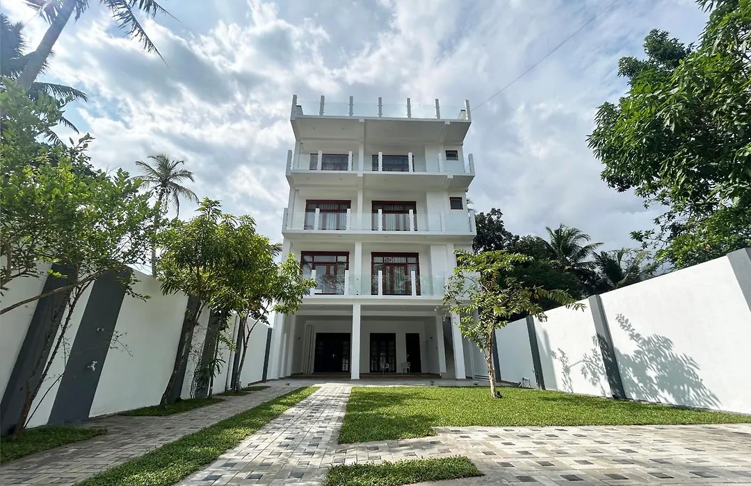 O2 Luxe Living - Private Apartments-1