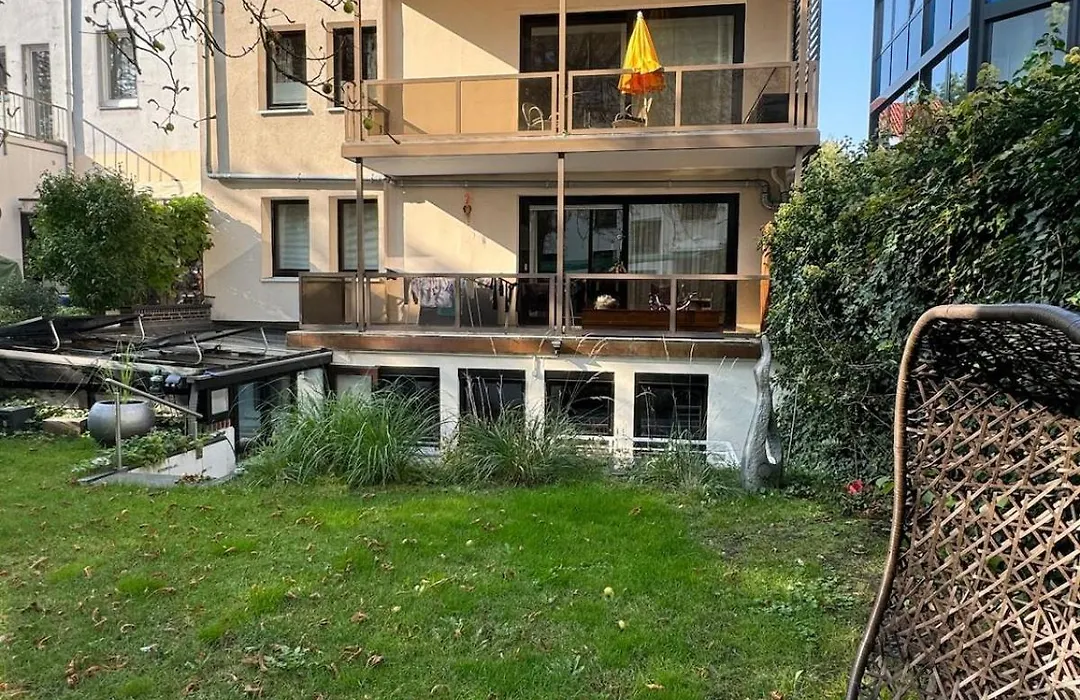 Moebliertes Apartment Hannover-City Mit Eigenem Garten, Nur 7 Min Zu Fuss Zum Hbf!-1