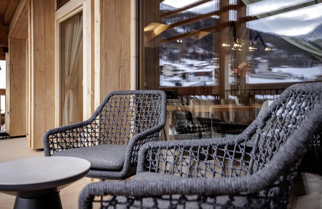 Leni Mountain Lodge-1