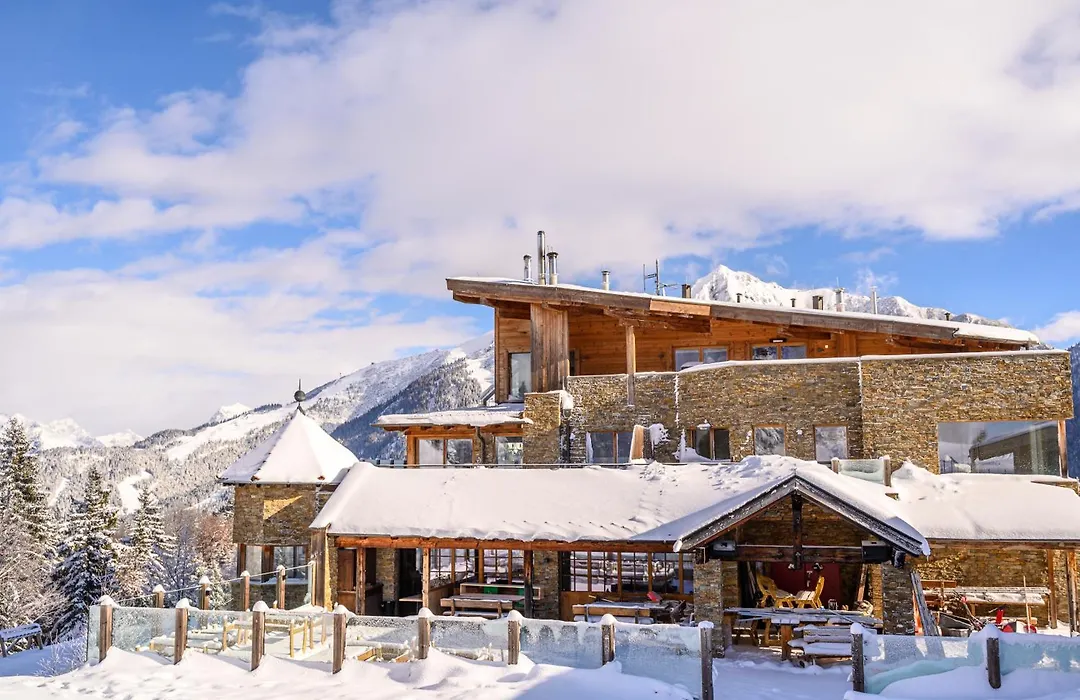 Chalet G12 - Mountain Luxury Apartments By Peak Stay-1