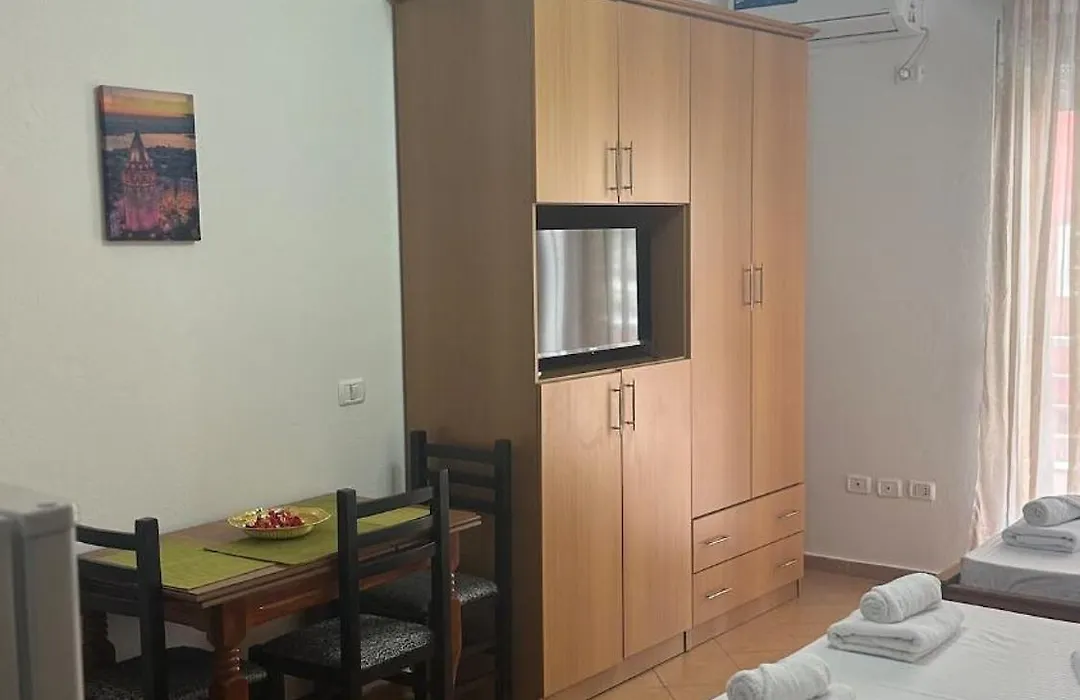 Adi Studio-1