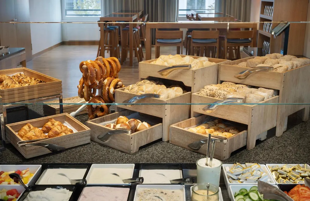 Holiday Inn Express Munich City West By Ihg-1