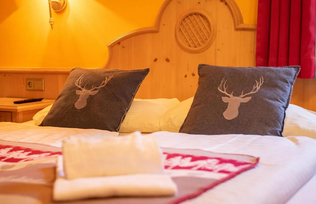 Winter Chalet Kaprun-1