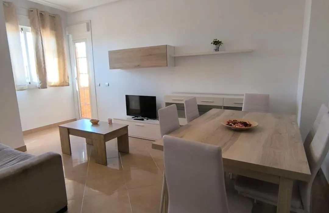 Apartamento Turistico 1ºa Carlos III - Cerca De La Playa-1