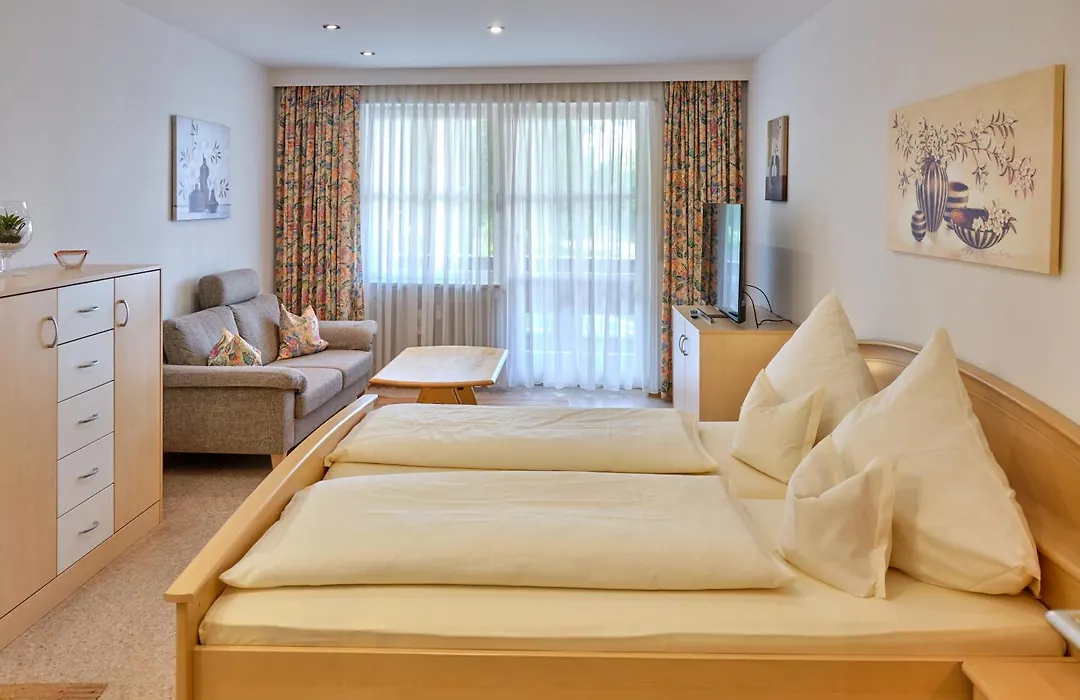 Appartement-Haus Blumenhof-1