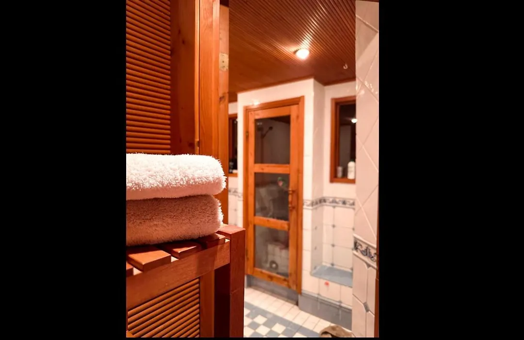 Gardenhouse- Yksityinen Talo Saunalla-1