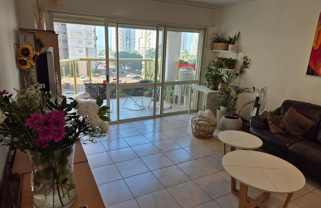 Great Rental Near Poleg Beach-1