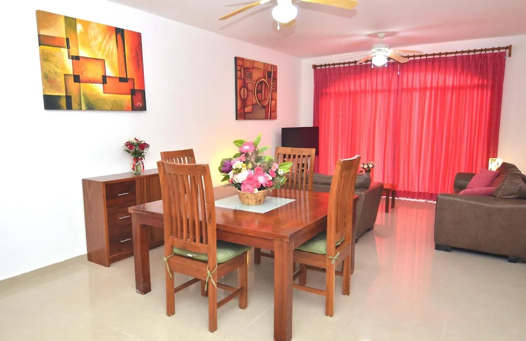 Rinconada Del Mar Apts-1