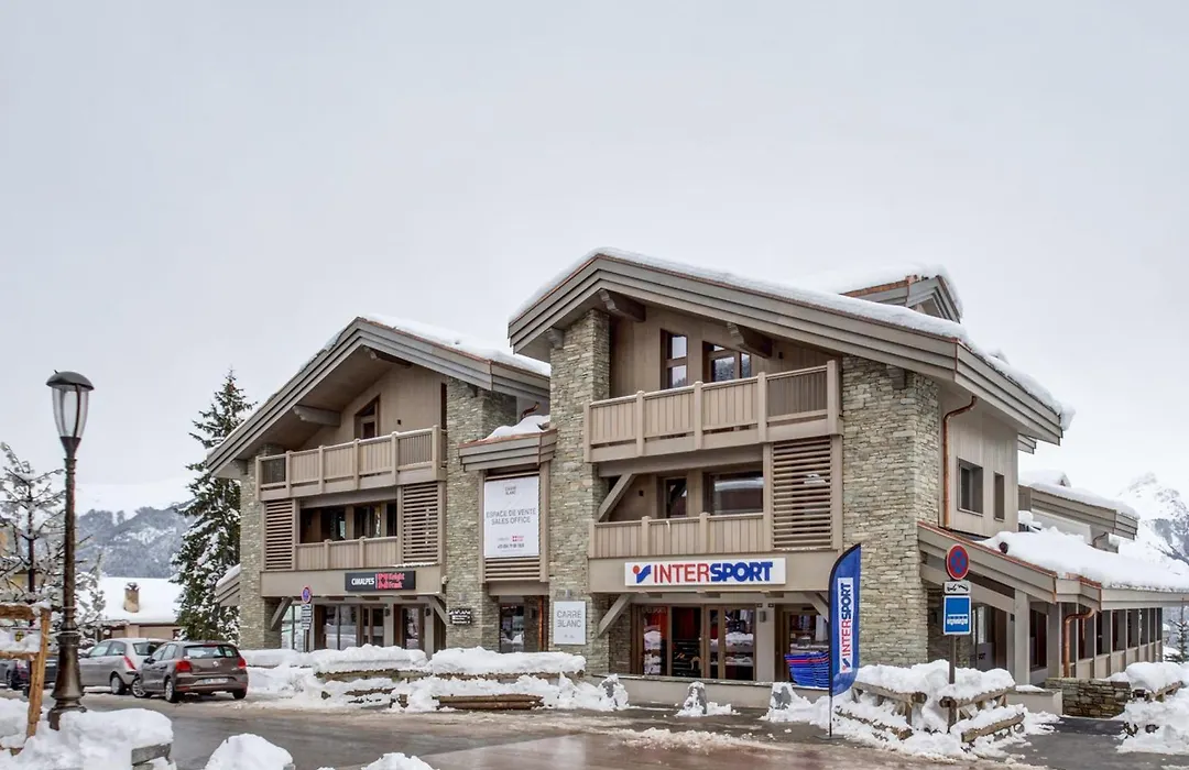Appartement 4 Pieces Moderne, Courchevel Village, Proche Pistes, Parking Inclus - Fr-1-562-22-1